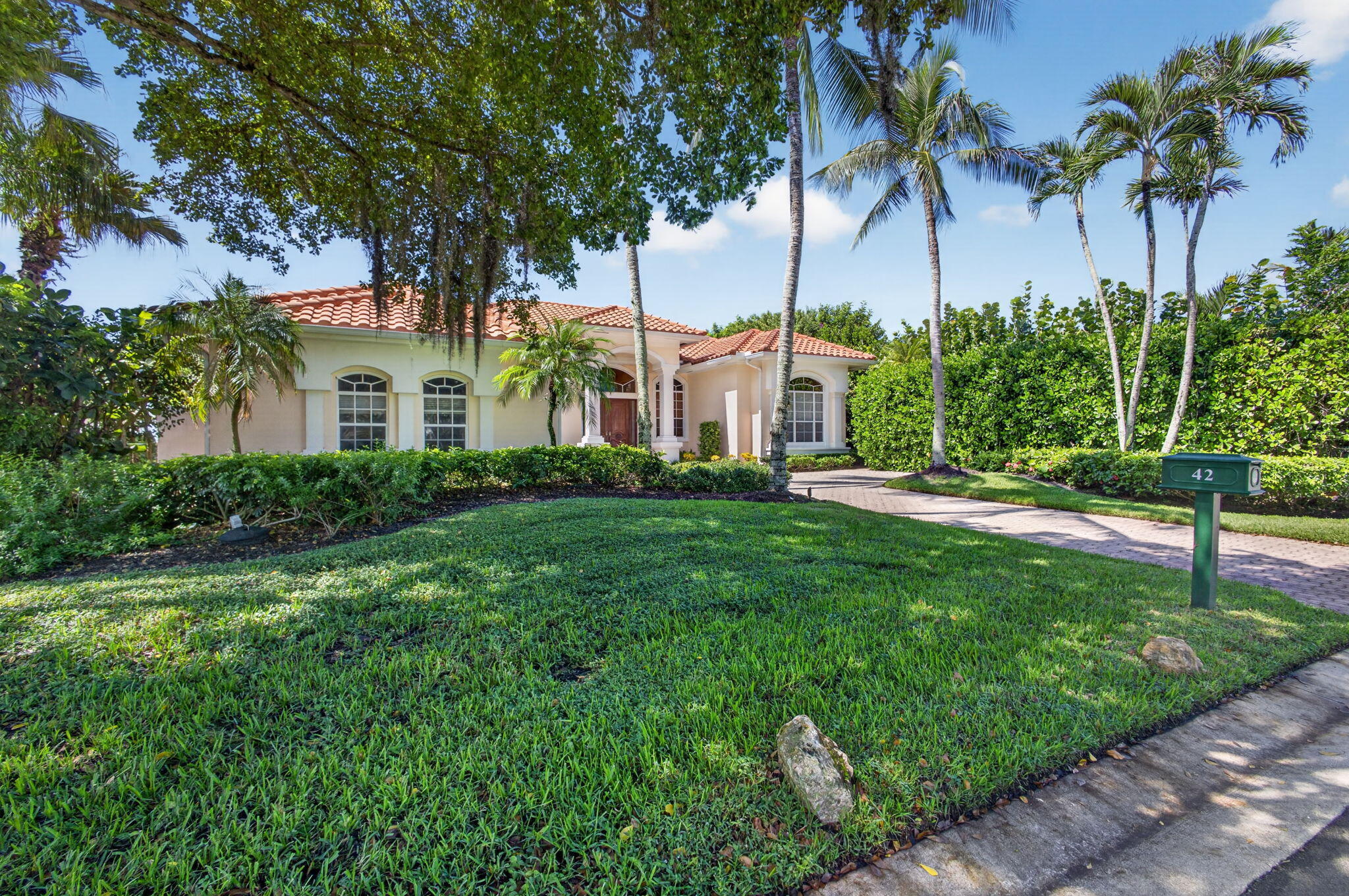 Palm Beach Gardens photo 2