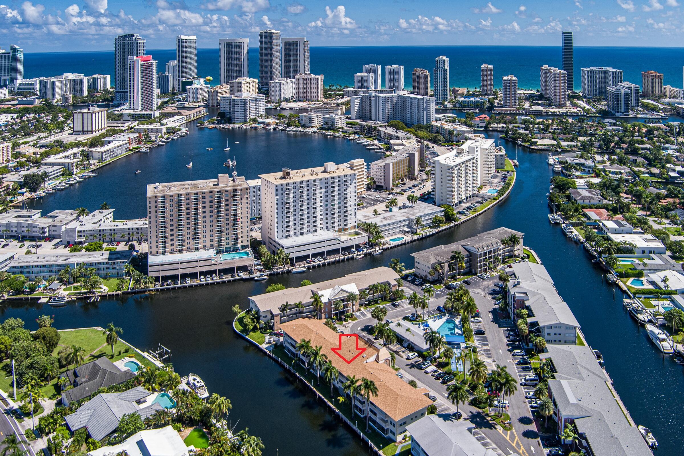 Hallandale Beach photo 2