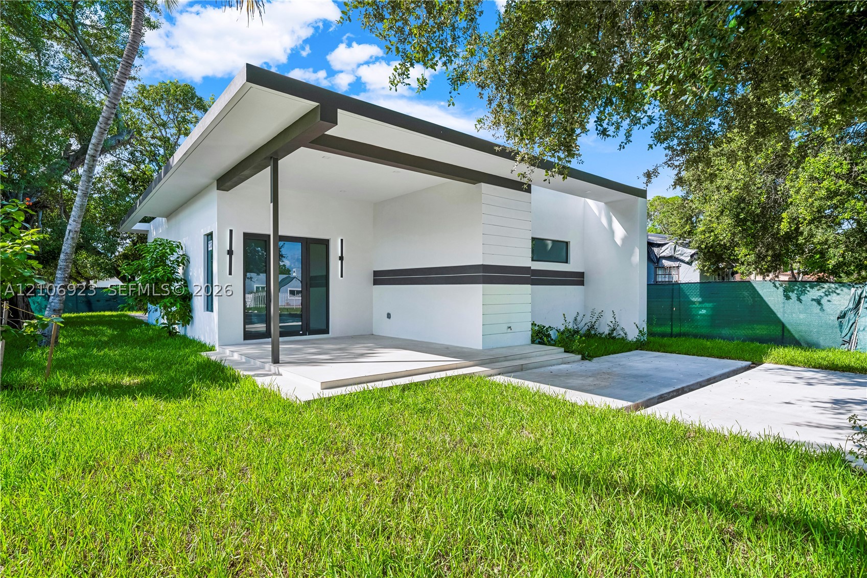 Opa Locka photo 4