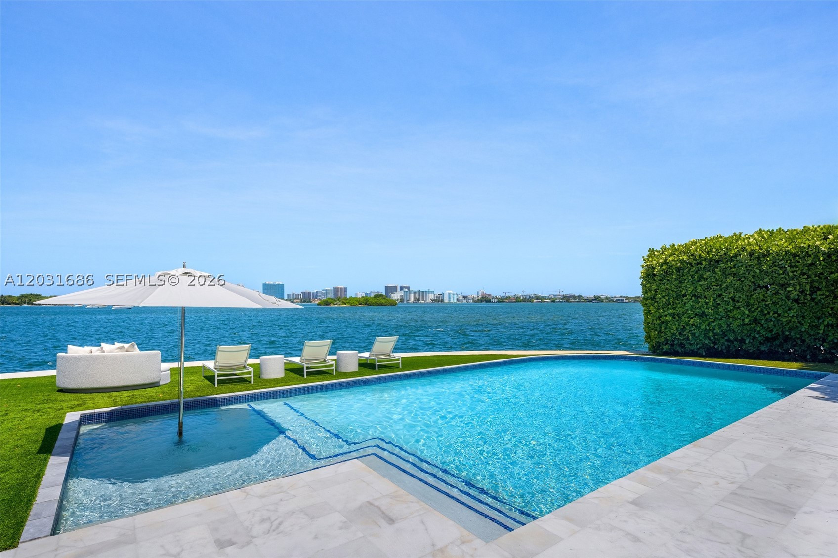 North Miami photo 3