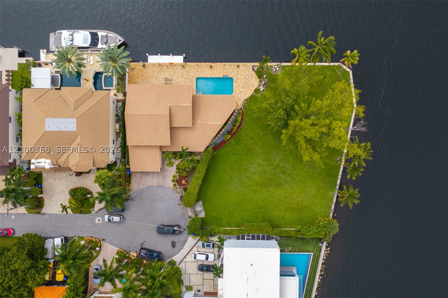 North Miami Beach photo 4