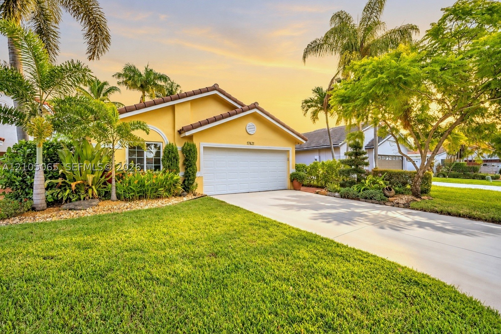 Pembroke Pines photo 5