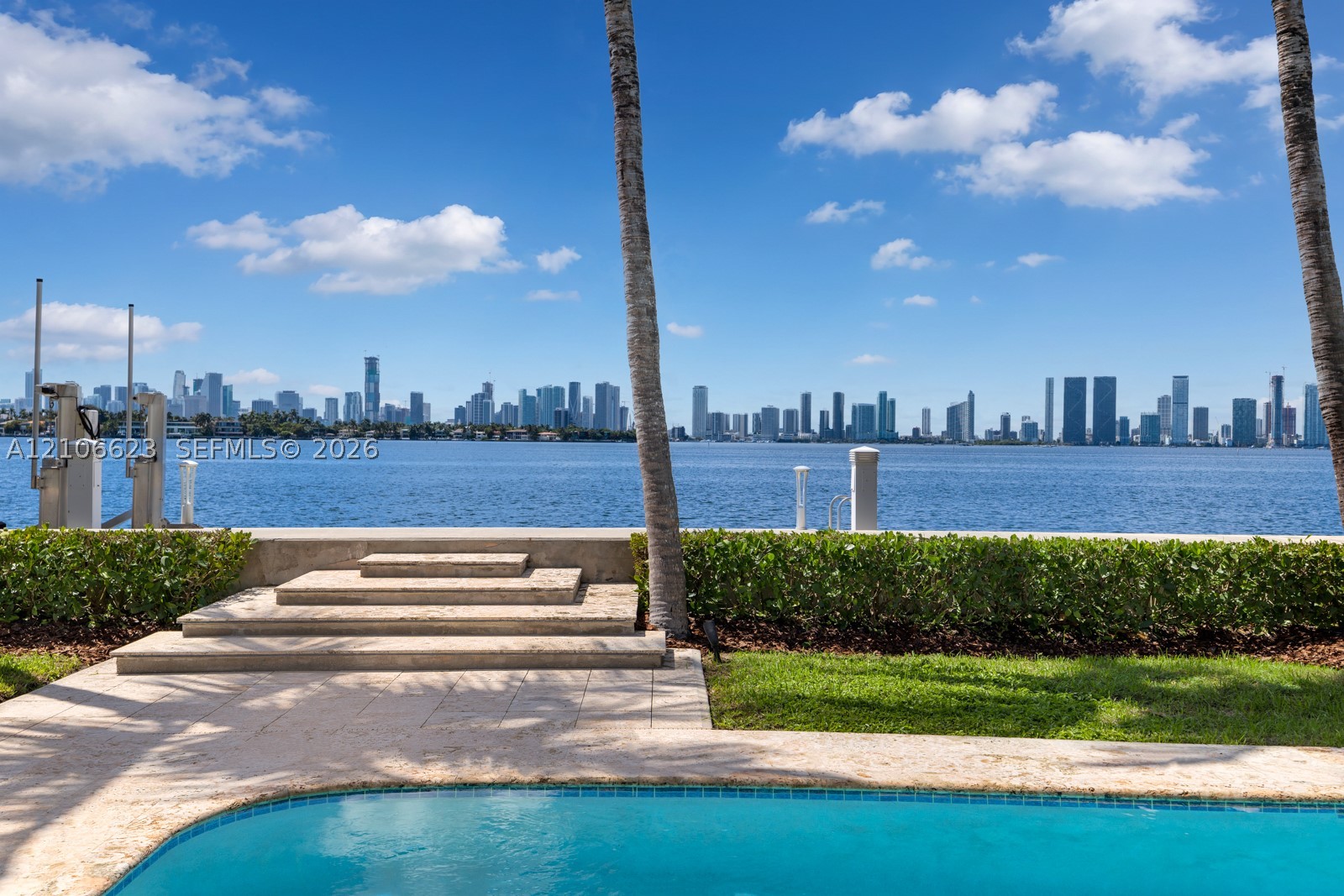 Miami Beach photo 2