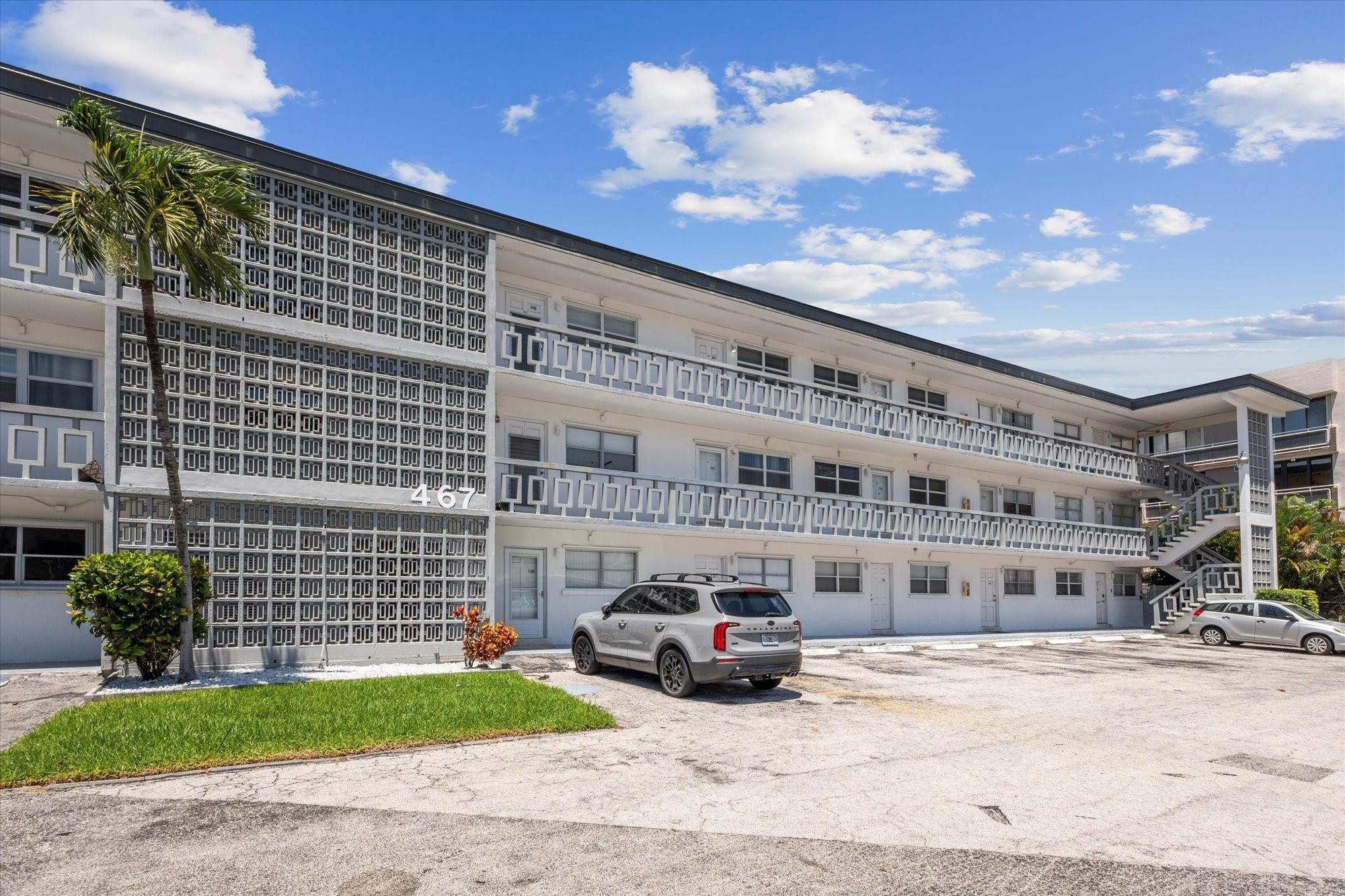 Hallandale Beach