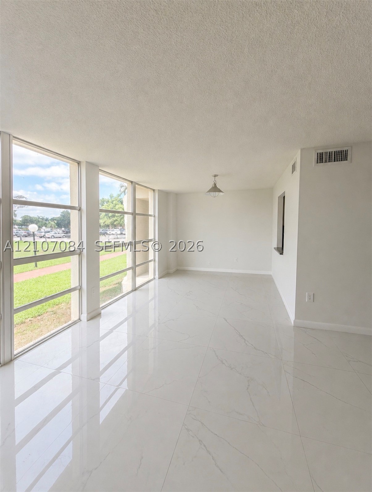 Hallandale Beach photo 5