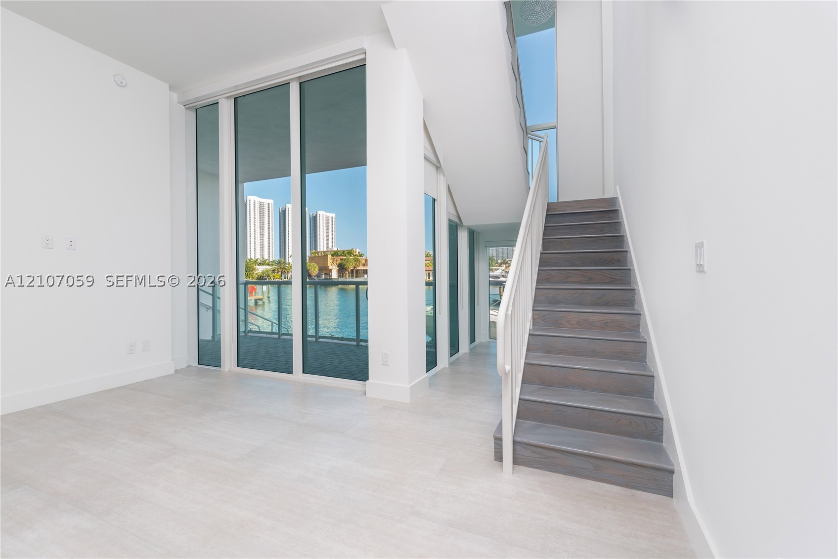 Sunny Isles Beach photo 4