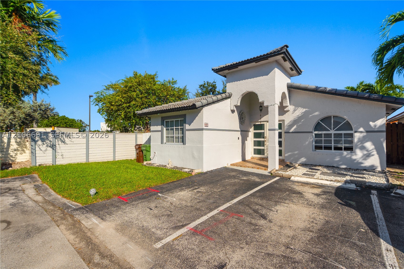 Hialeah photo 5