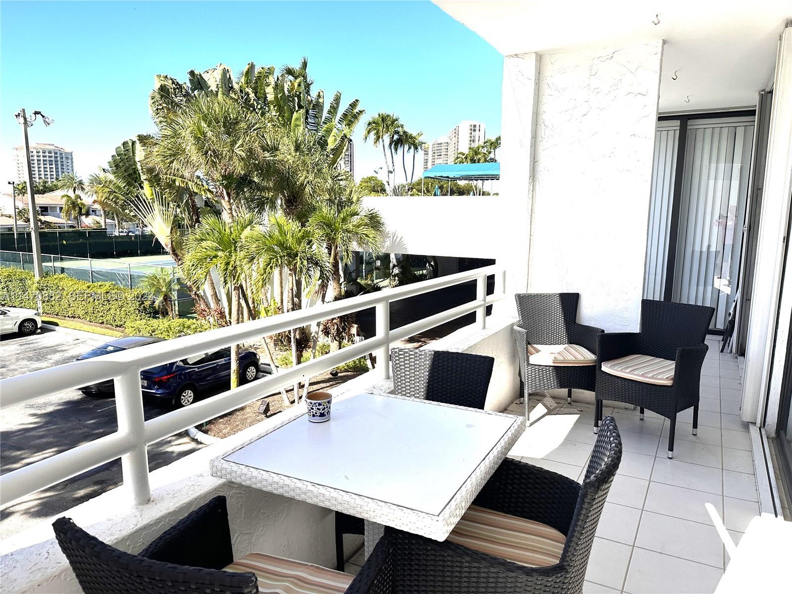 Aventura photo 4