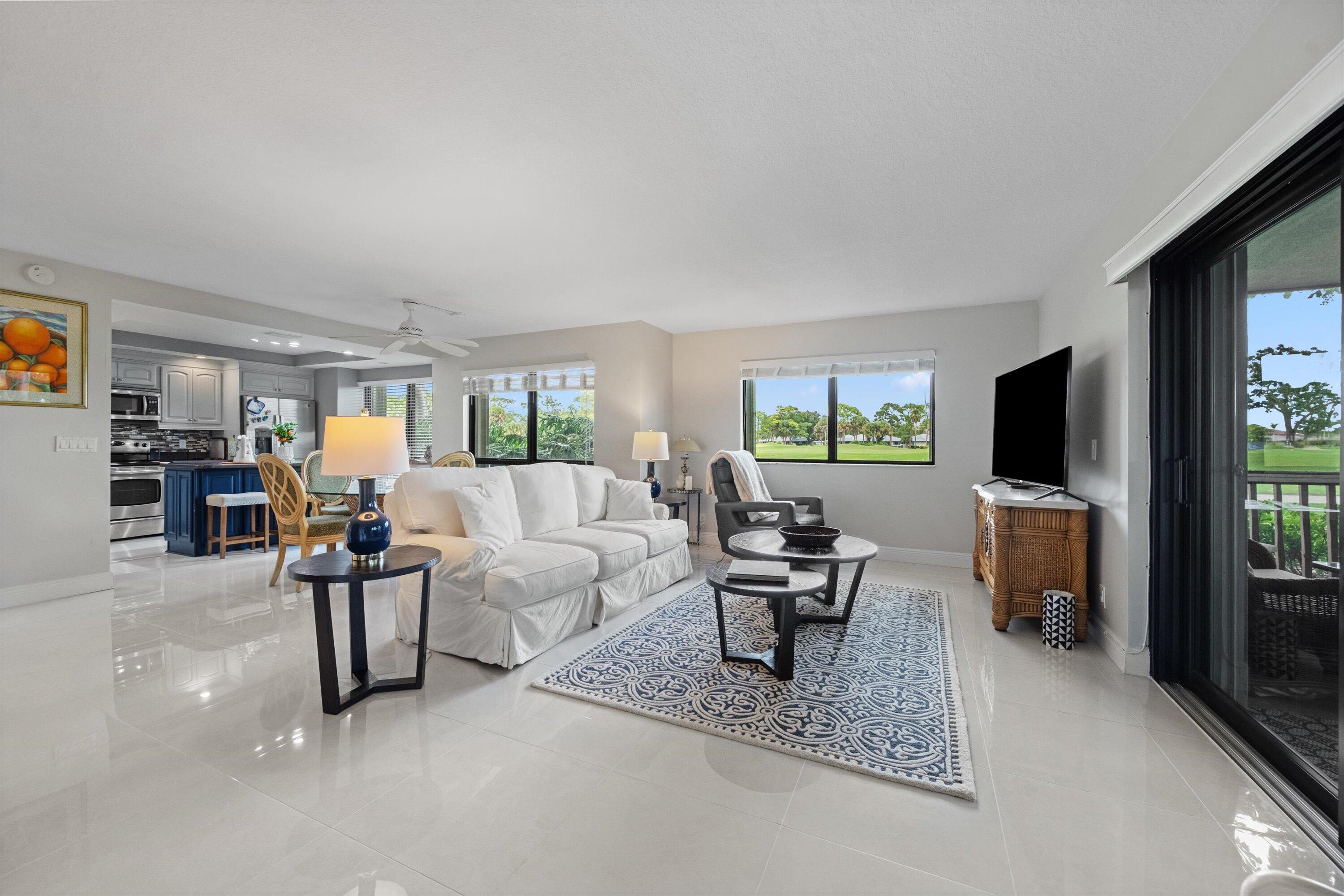 Palm Beach Gardens photo 2