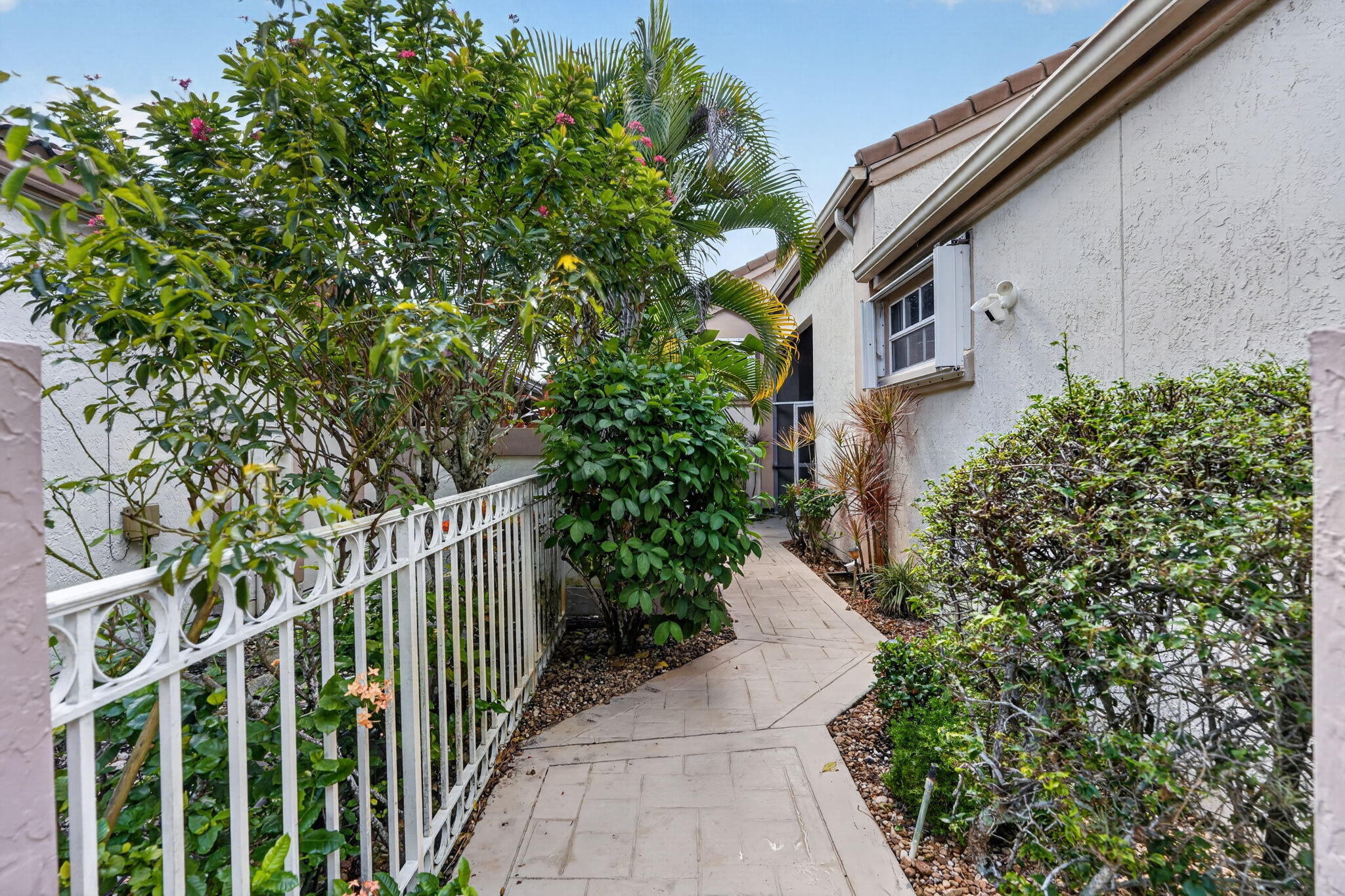 Palm Beach Gardens photo 3