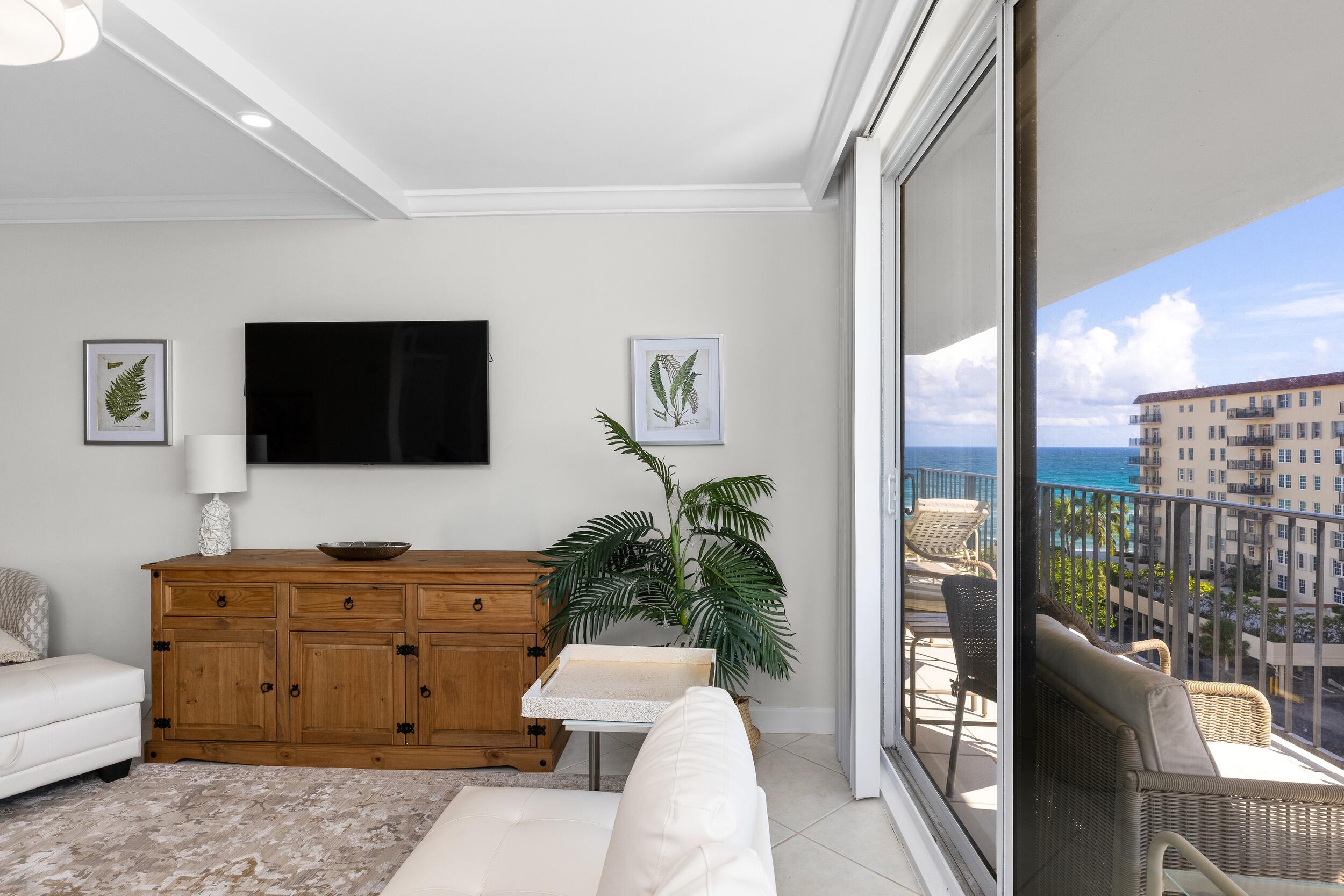 Palm Beach photo 5
