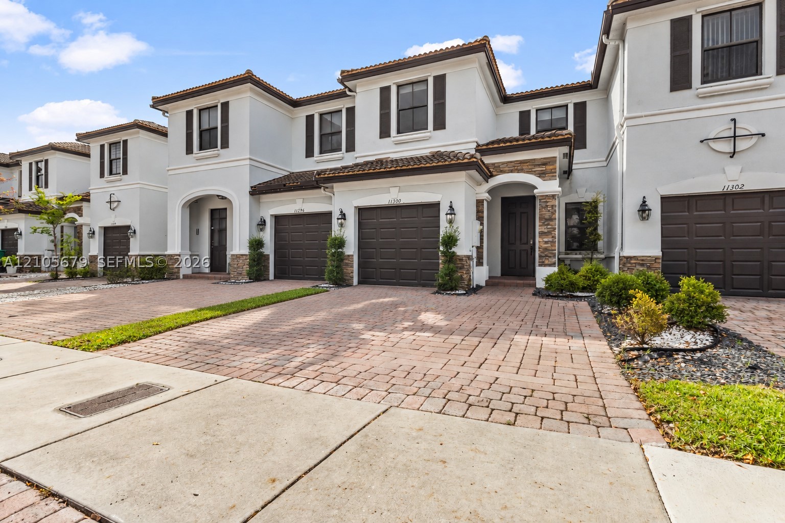 Doral photo 2