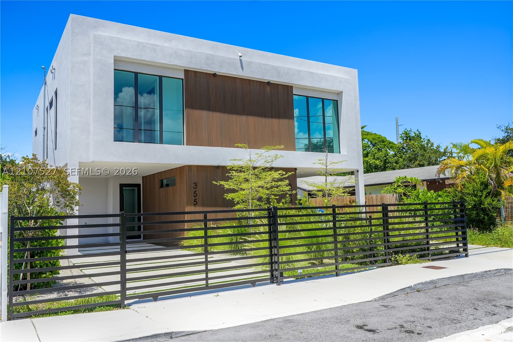 Miami photo 1