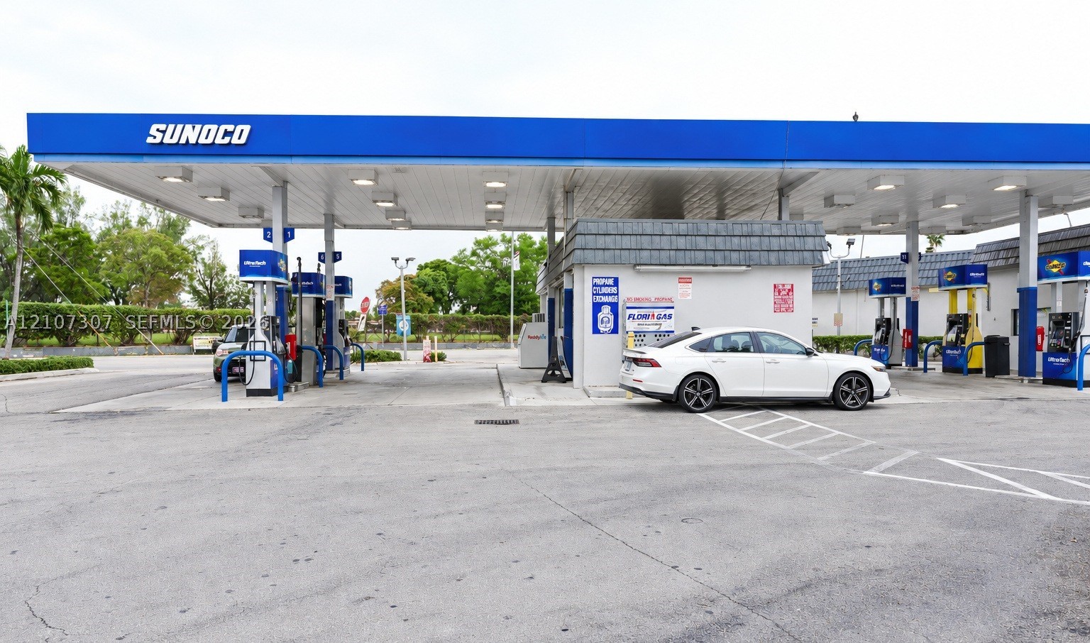Hialeah photo 5