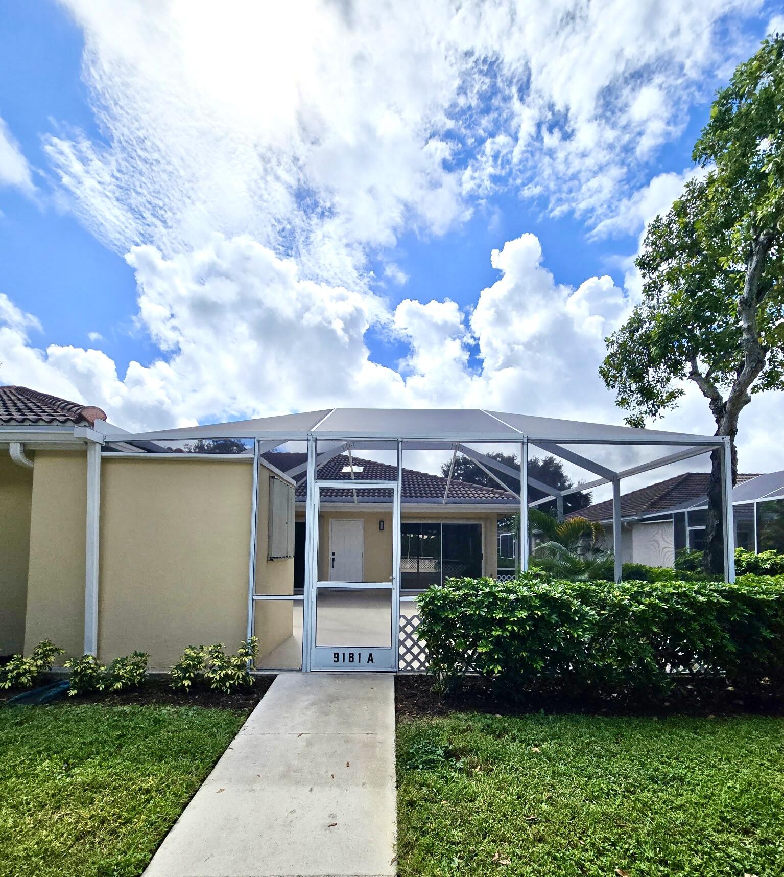 Palm Beach Gardens photo 2