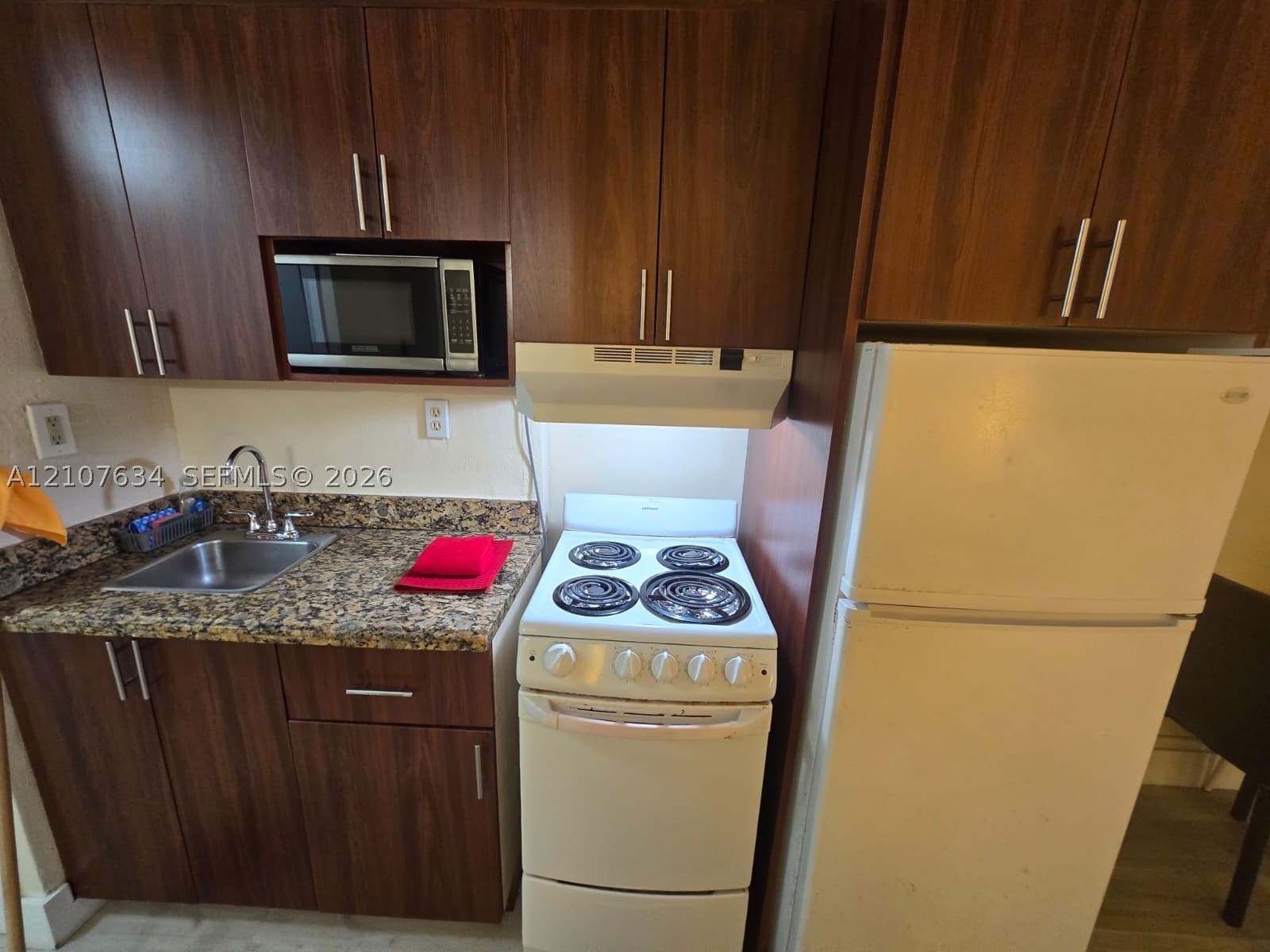 Sunny Isles Beach photo 2
