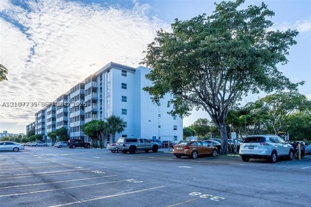 North Miami Beach photo 2