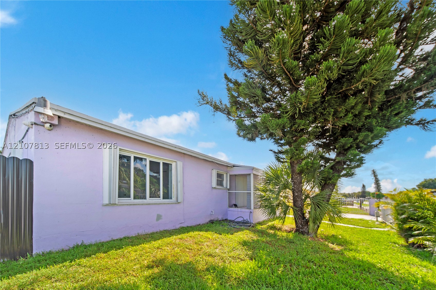 Miami Gardens photo 2