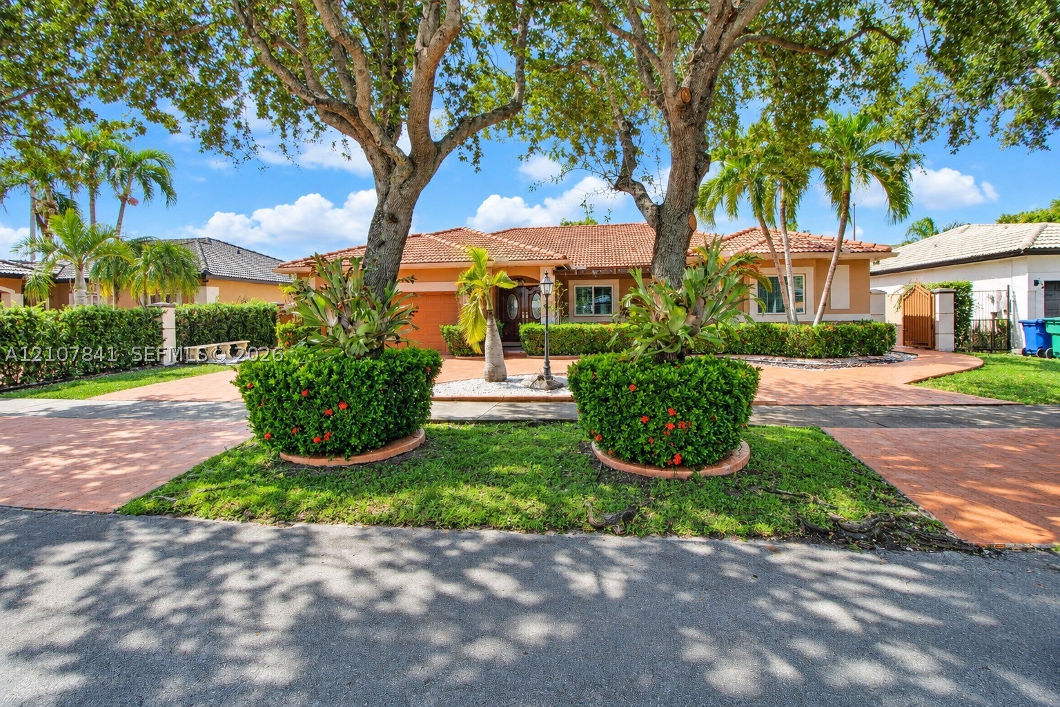 Miami Lakes photo 2