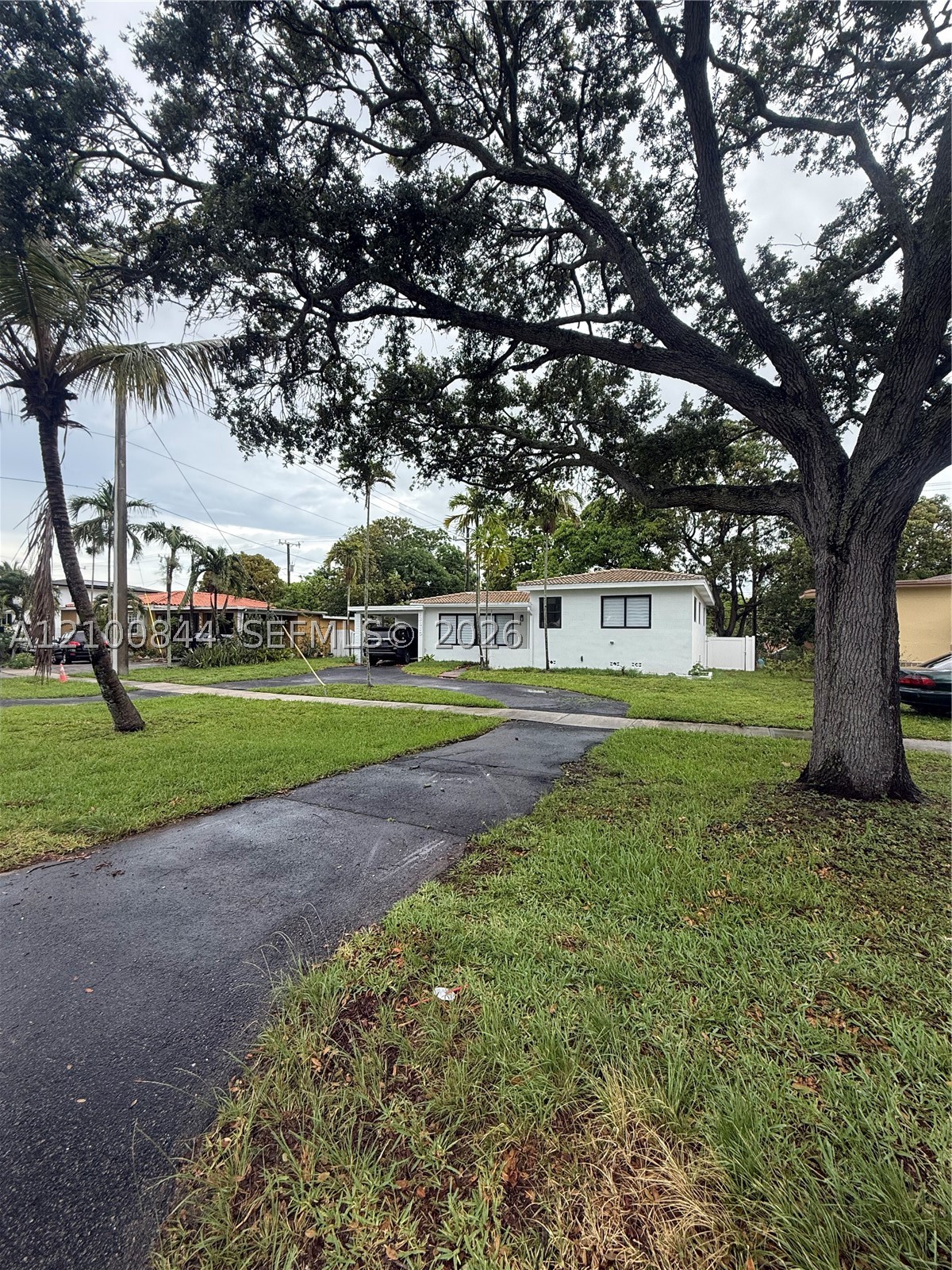 North Miami photo 2