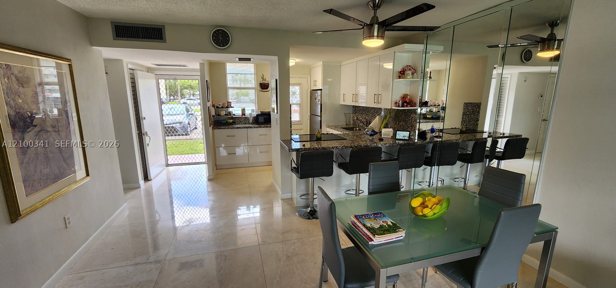 Aventura photo 4