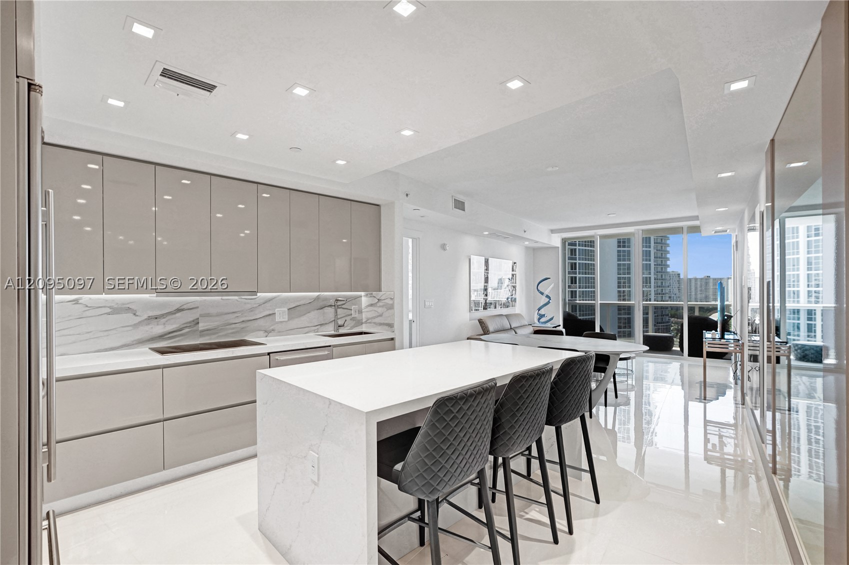 Sunny Isles Beach photo 3