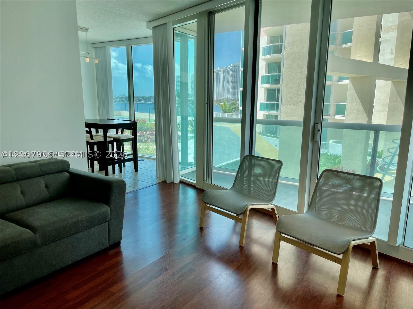 Aventura photo 4