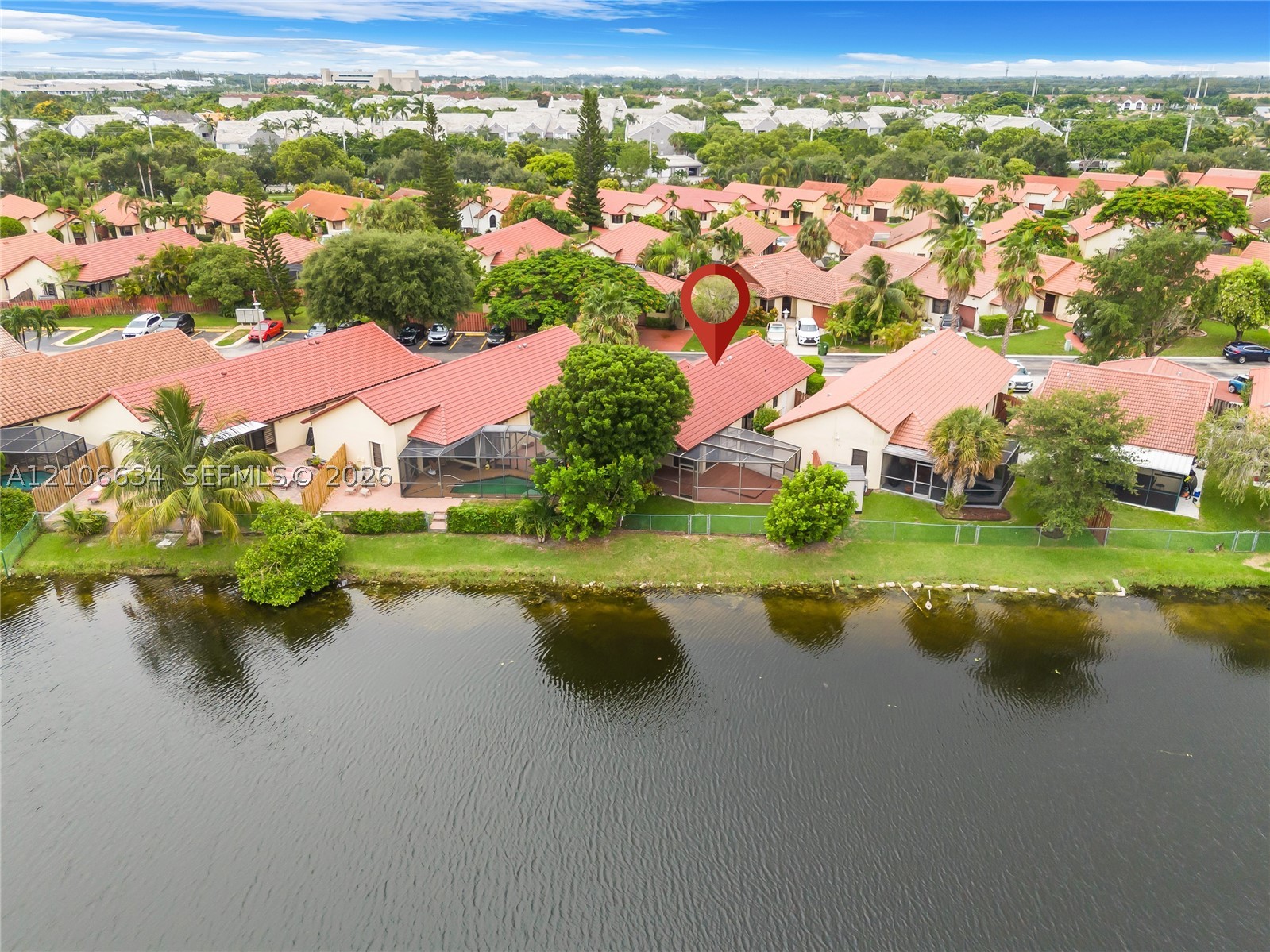 Pembroke Pines photo 2