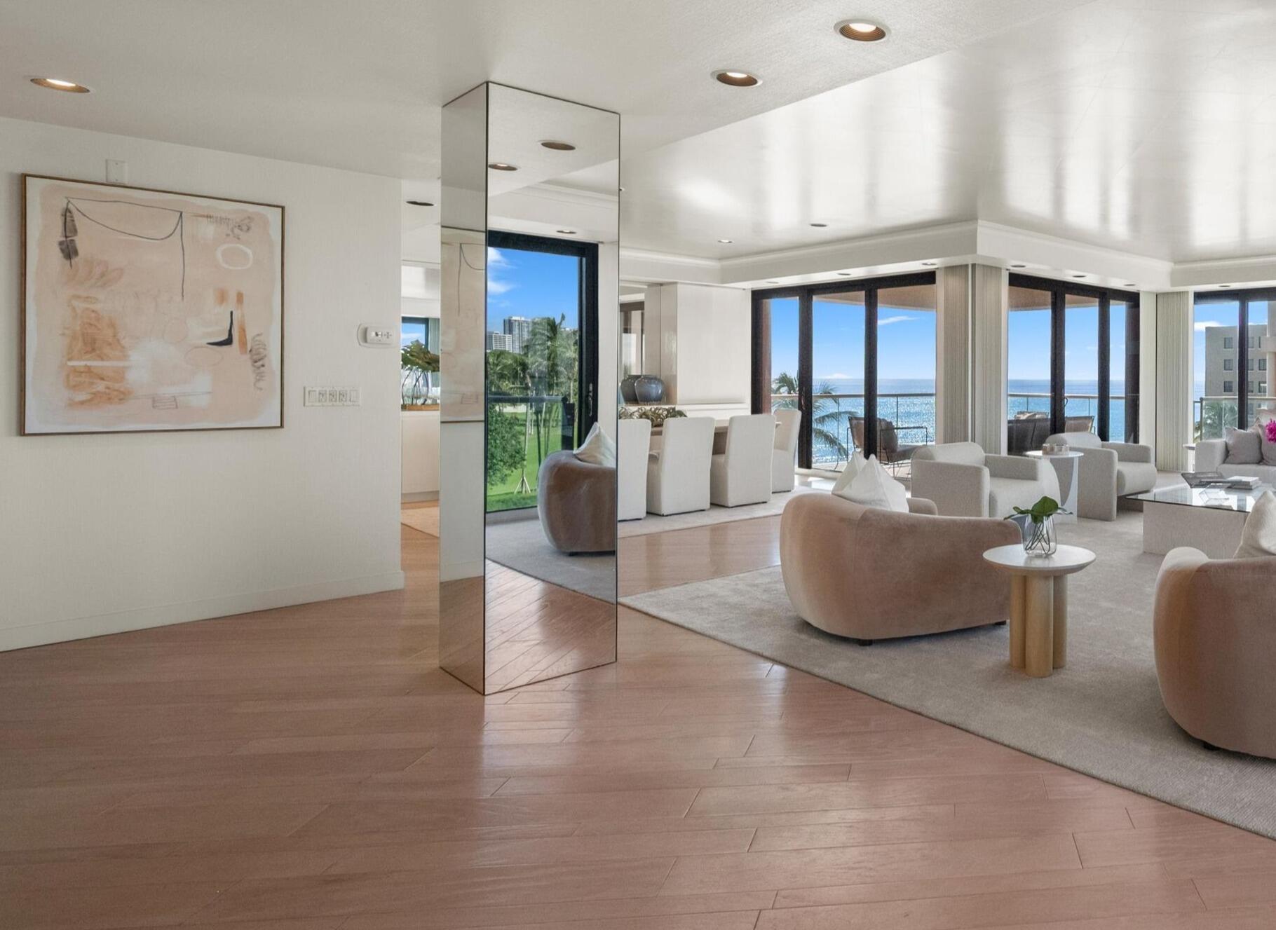 Palm Beach photo 5
