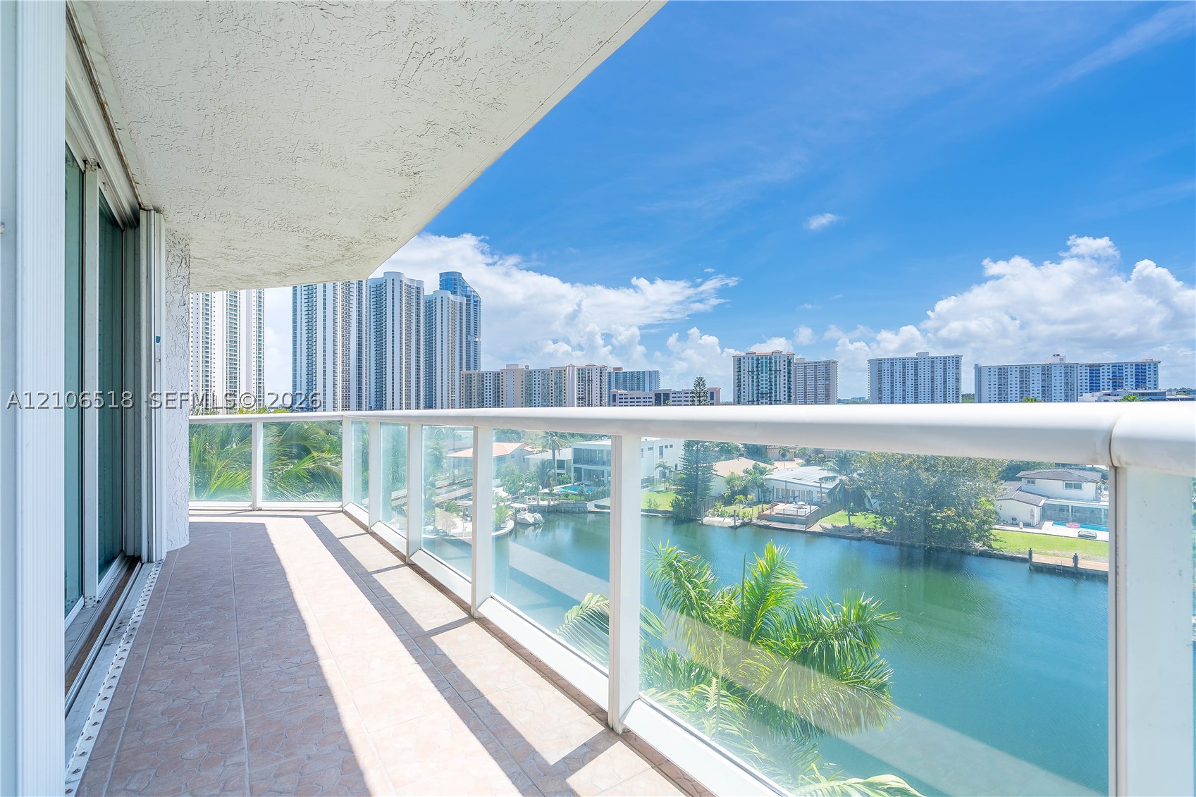 Sunny Isles Beach photo 2