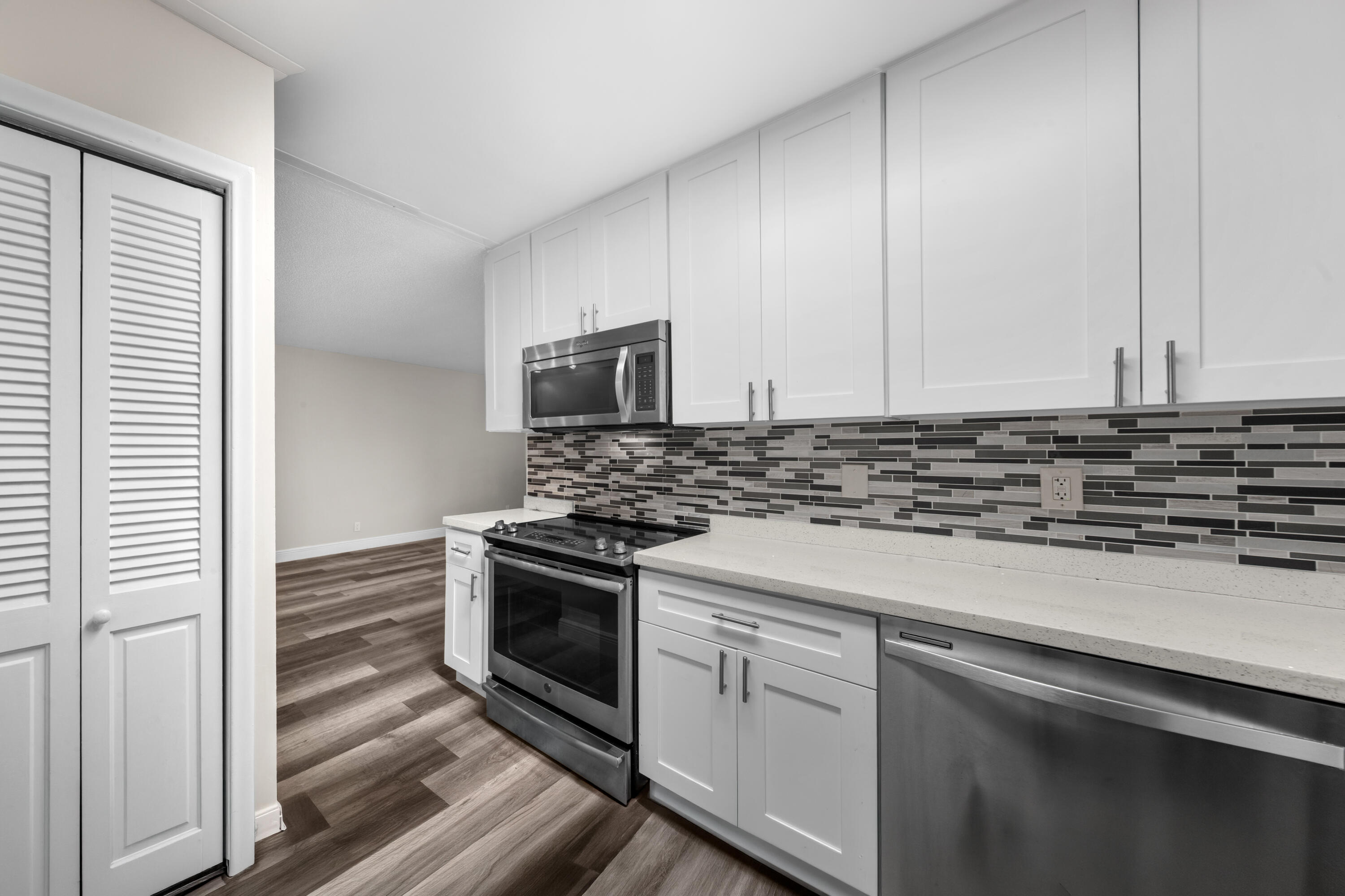 Wilton Manors photo 3