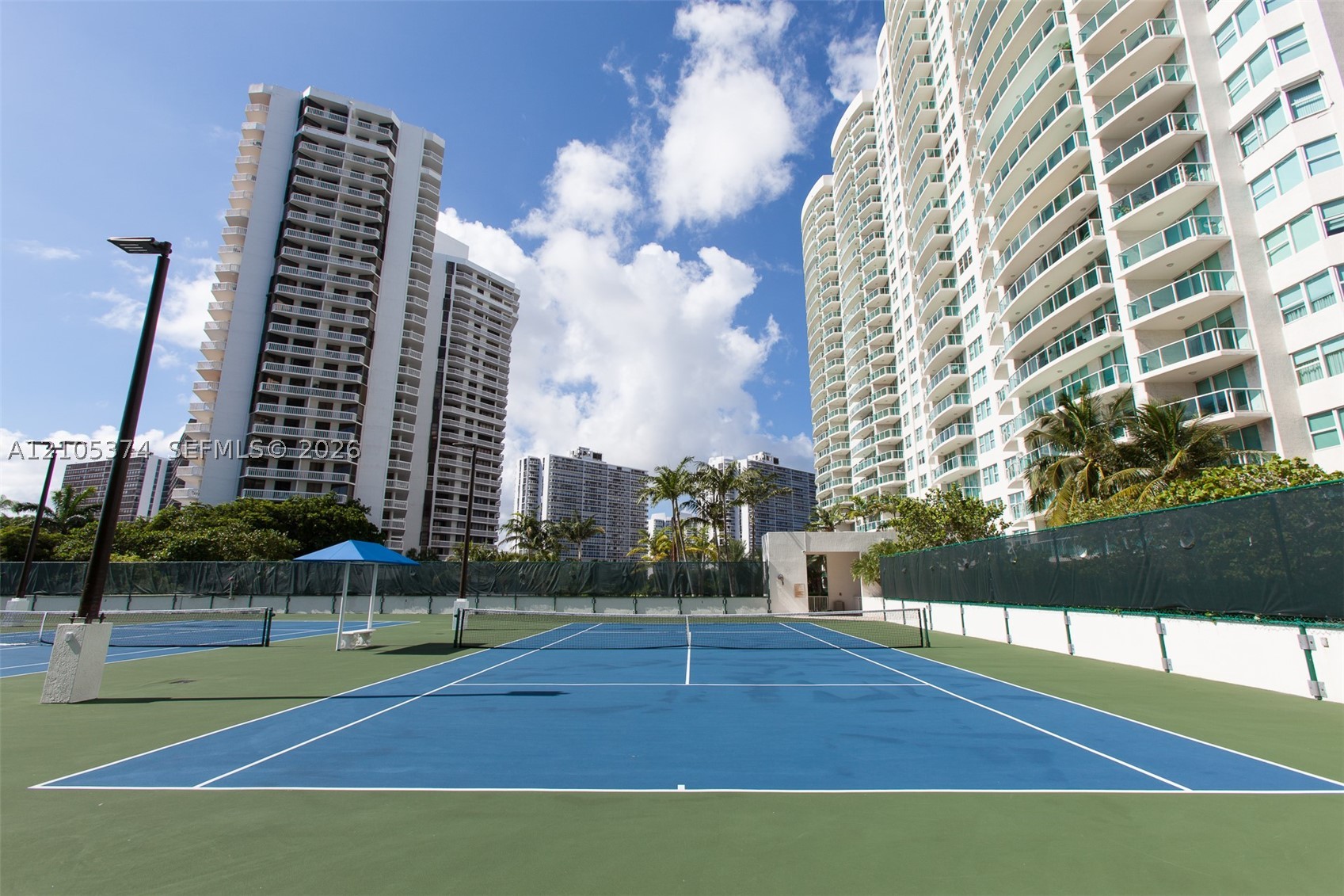 Aventura photo 3