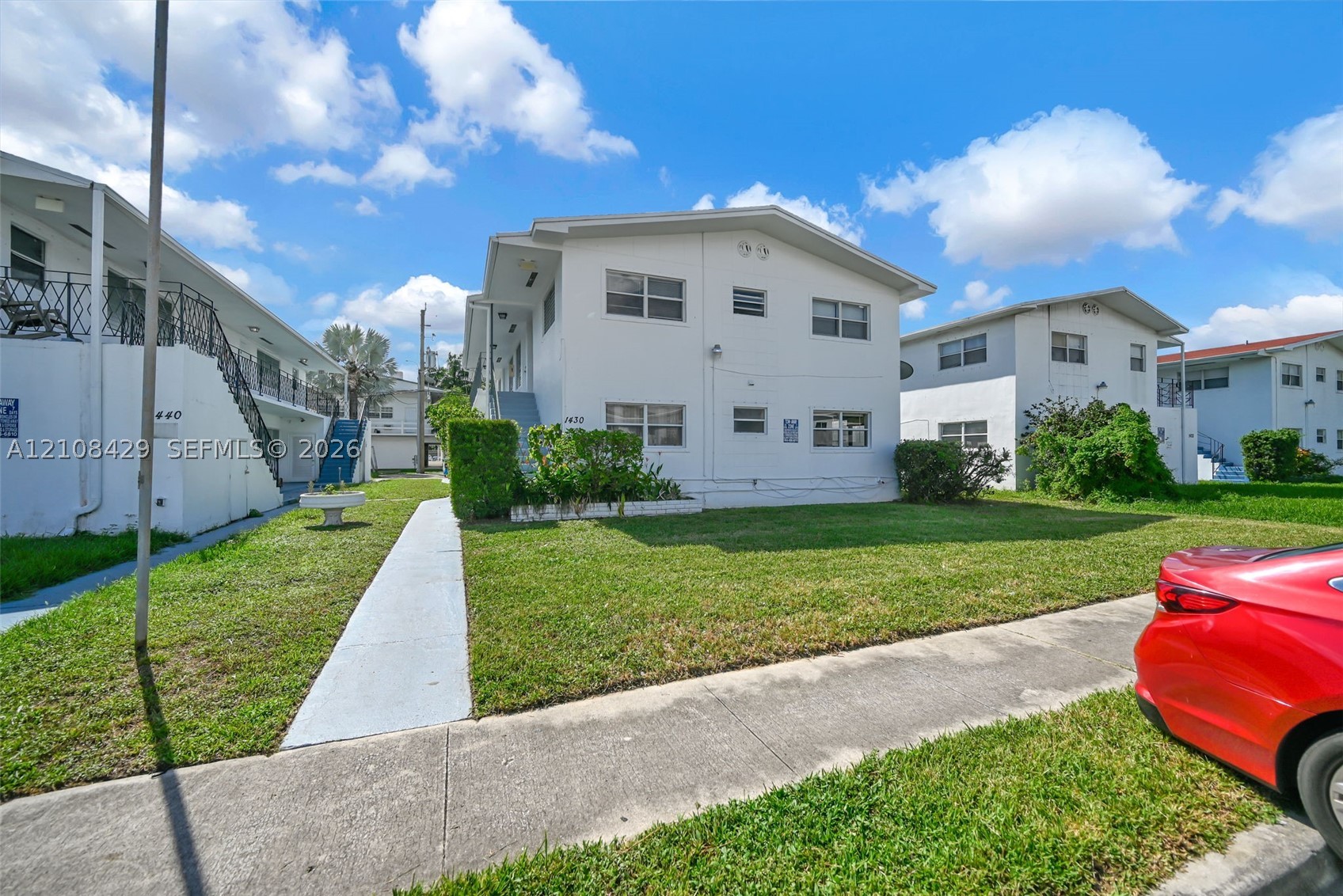 North Miami Beach photo 2