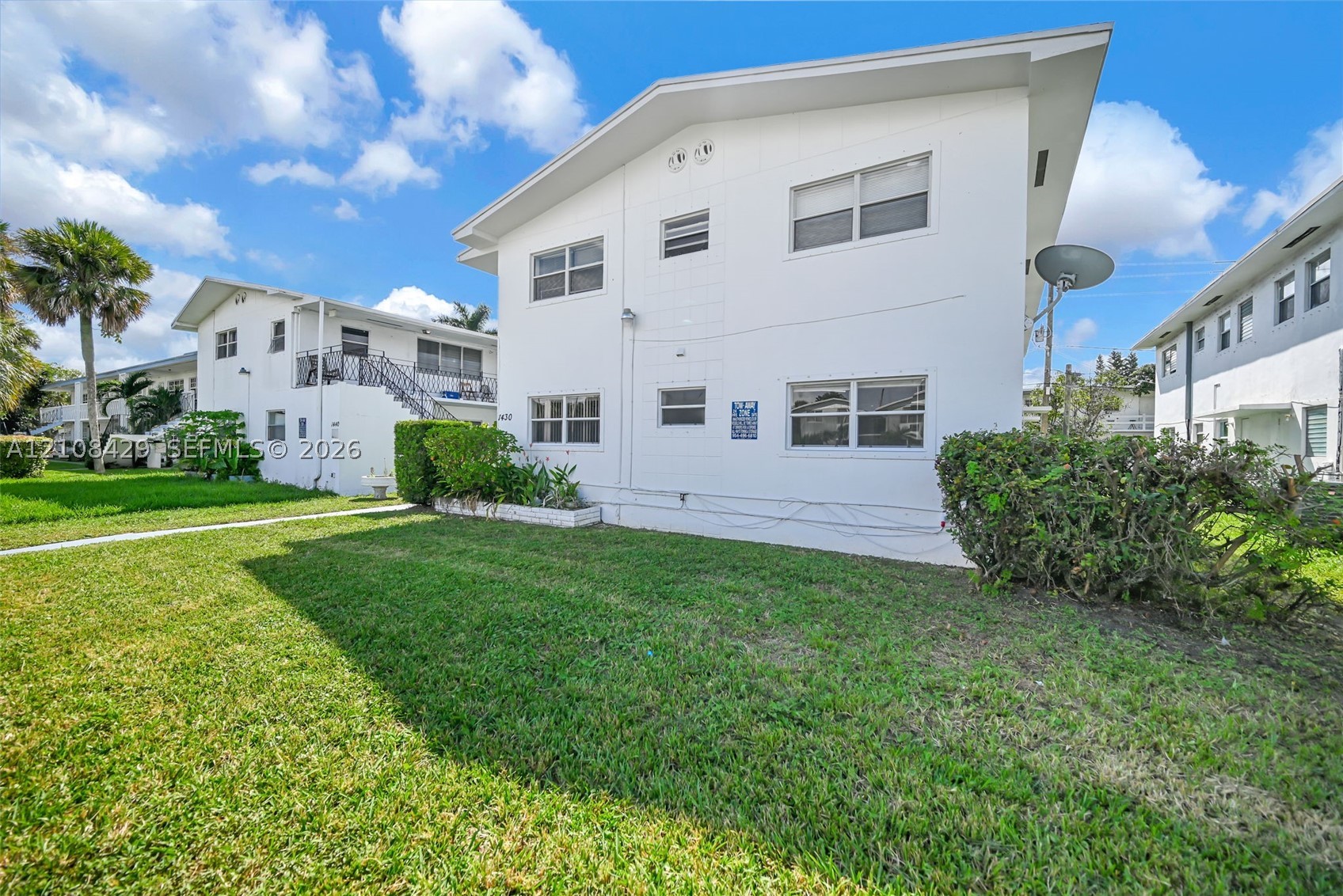 North Miami Beach photo 3