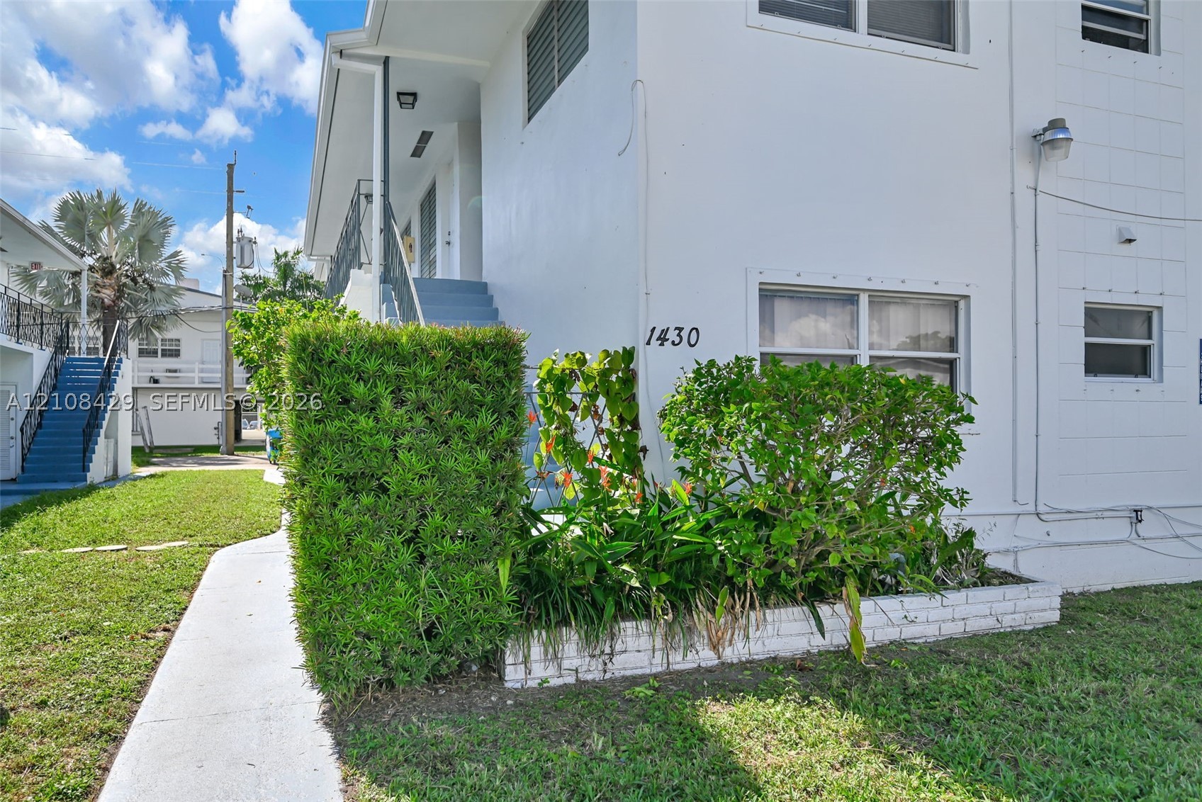 North Miami Beach photo 4