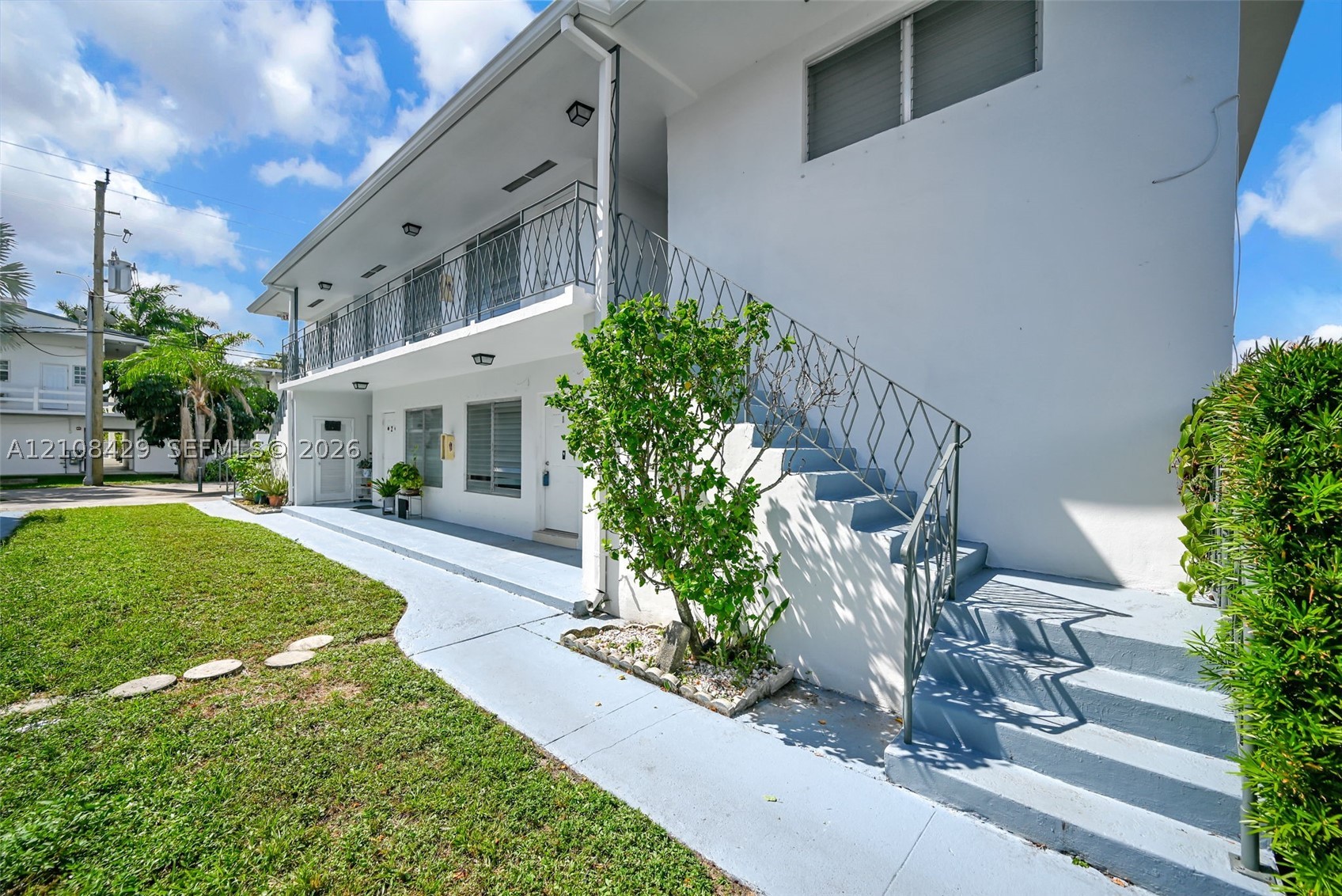 North Miami Beach photo 5