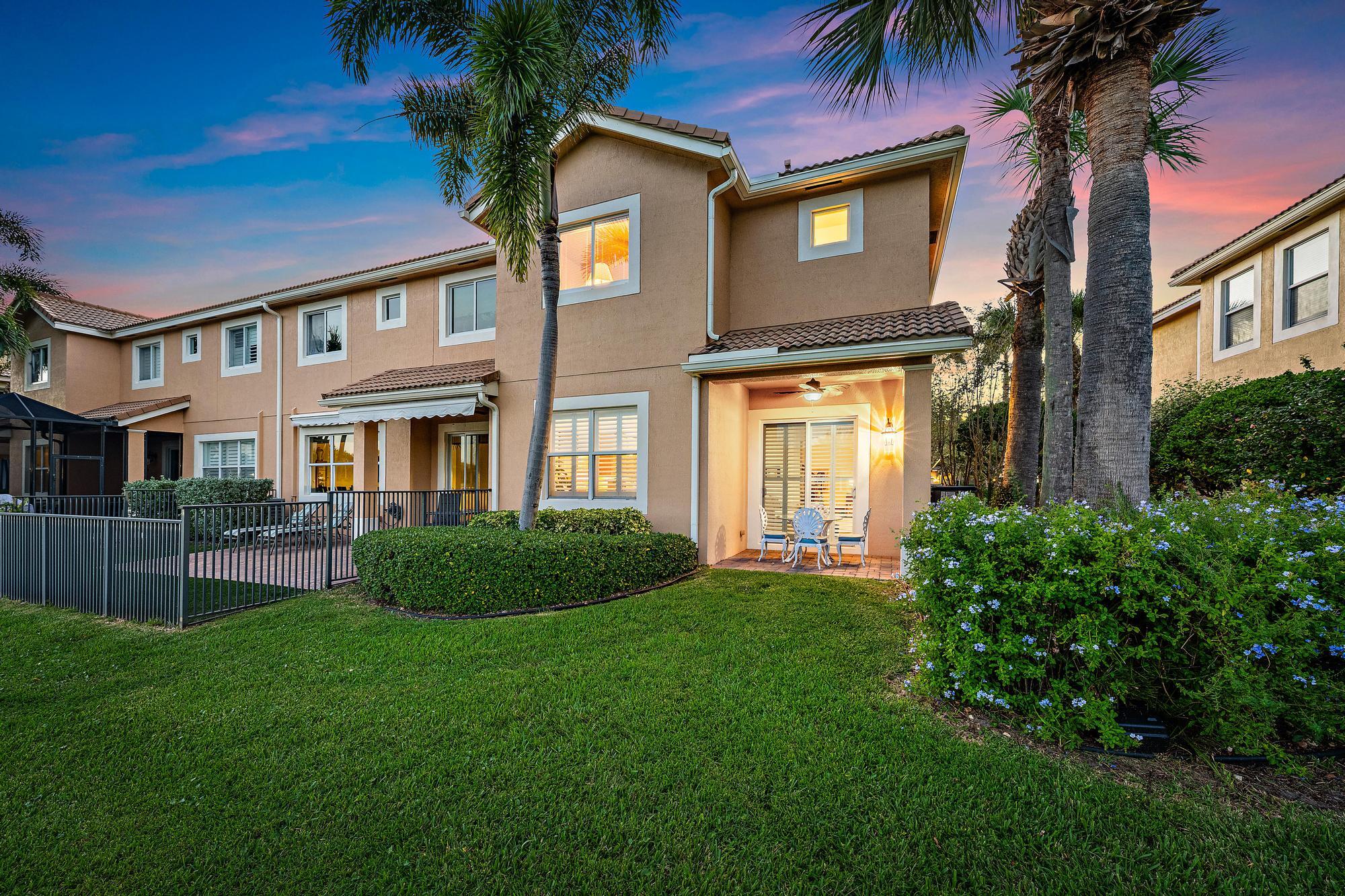 Palm Beach Gardens photo 2