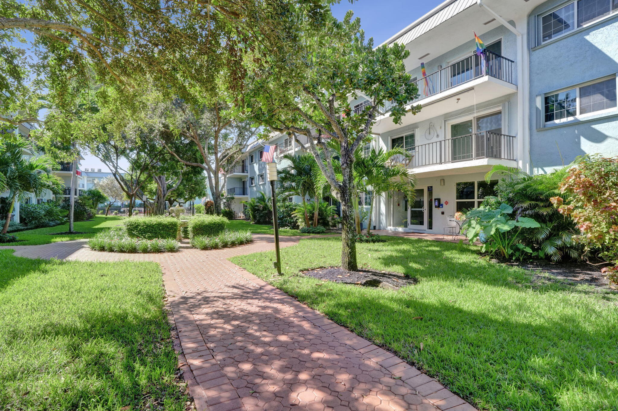 Wilton Manors photo 3