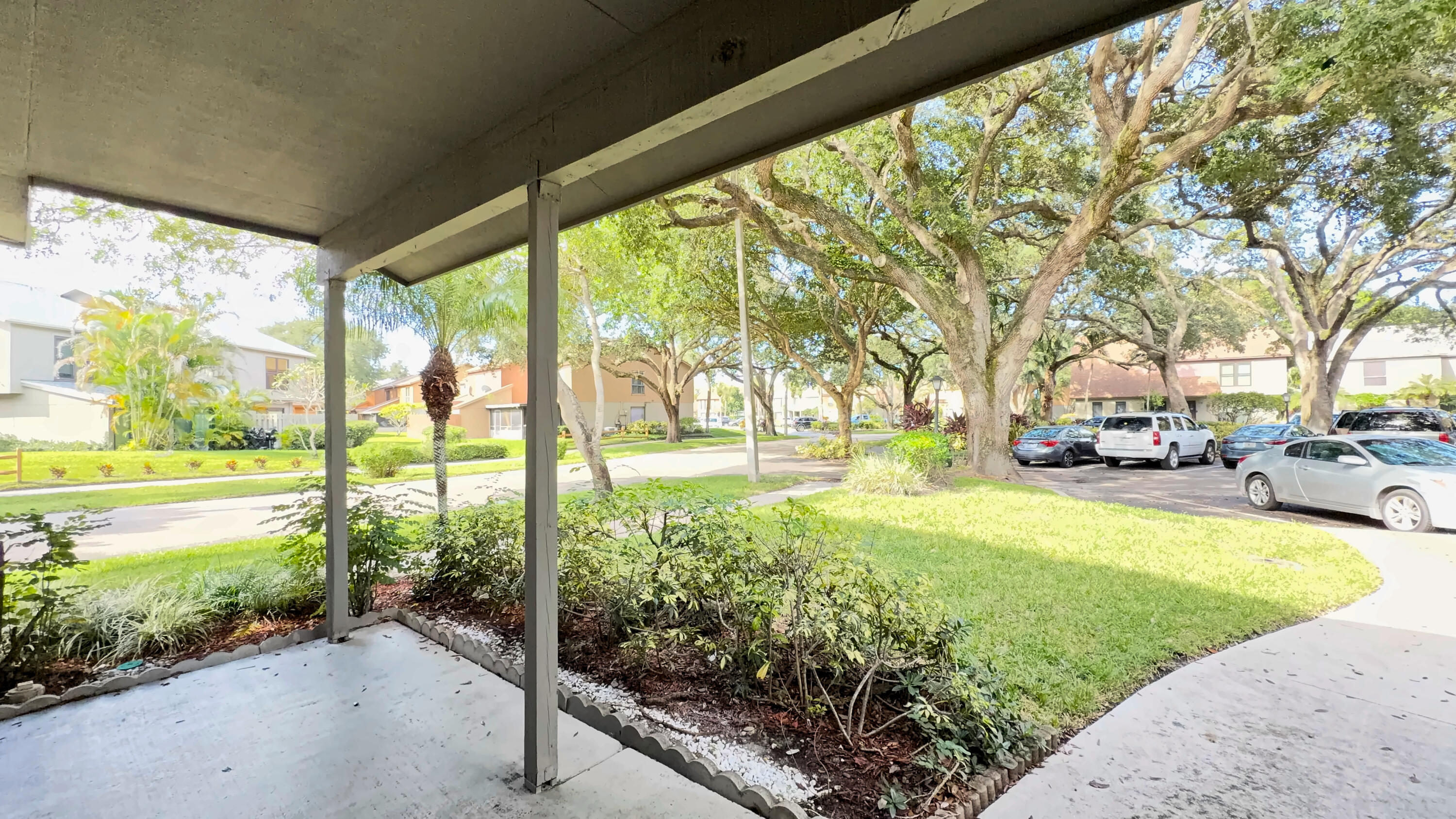 Palm Beach Gardens photo 3