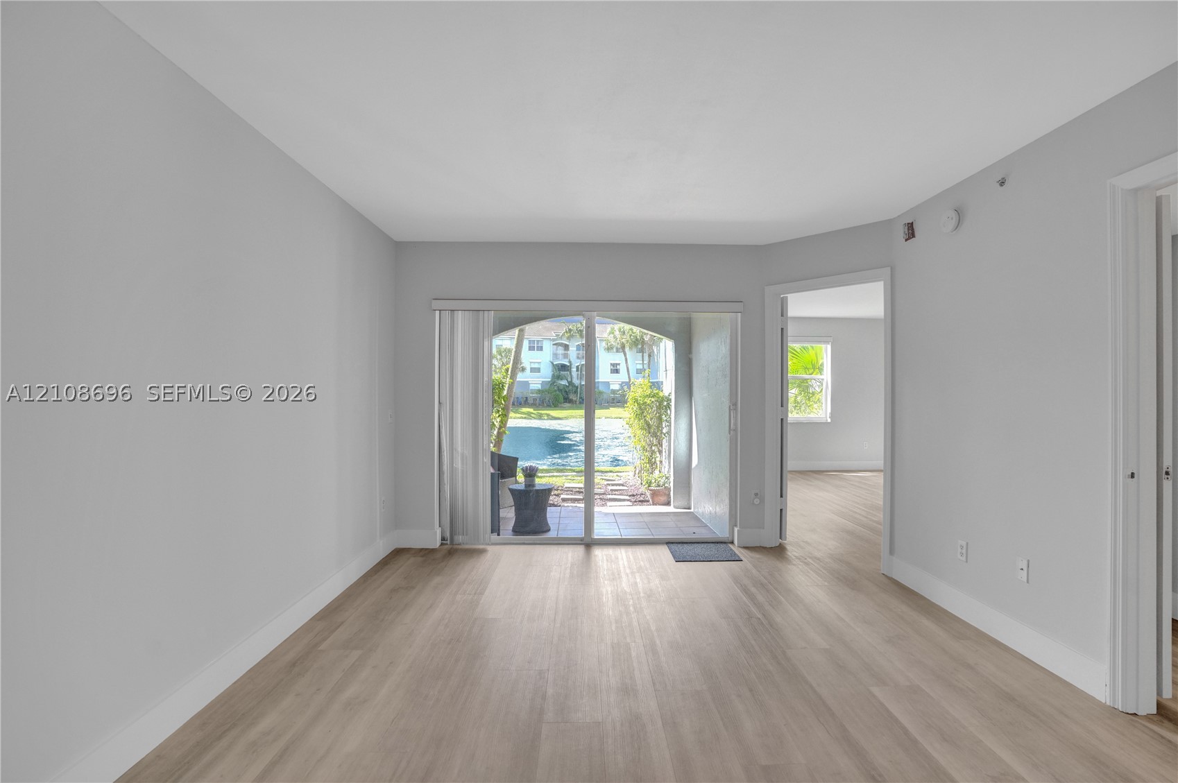 Pembroke Pines photo 2