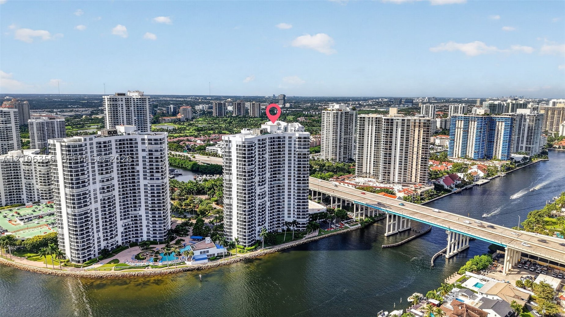 Aventura photo 4