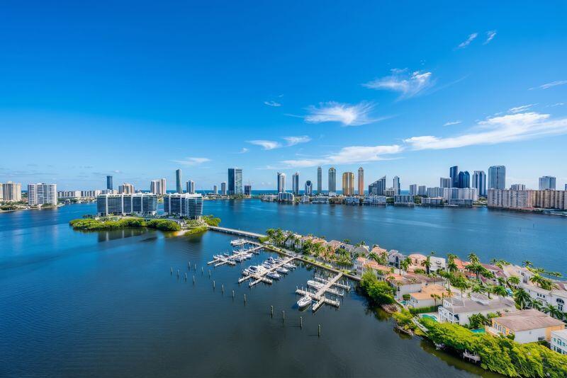 Aventura photo 3