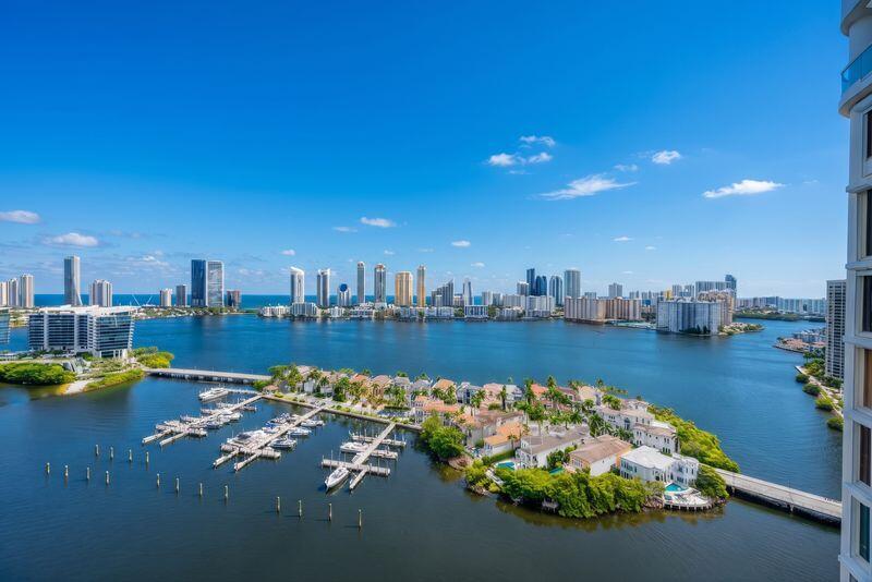 Aventura photo 5