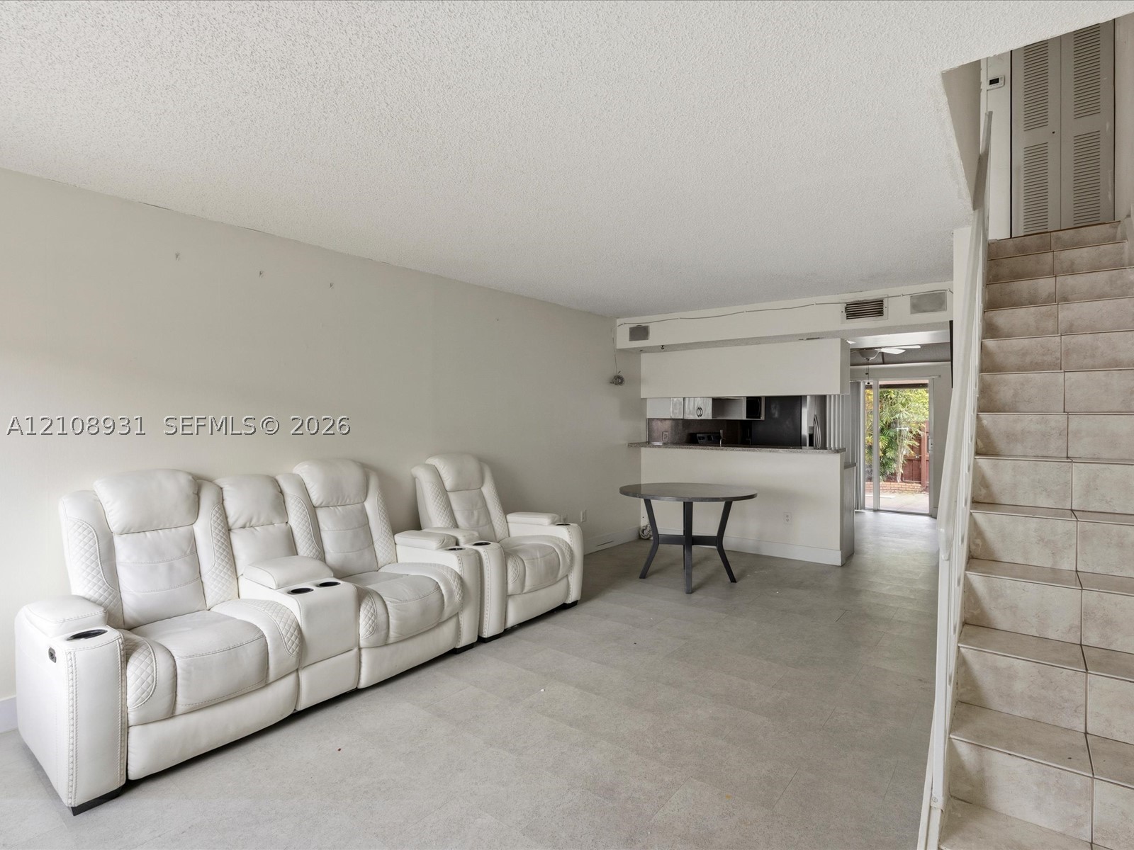 Hialeah photo 4