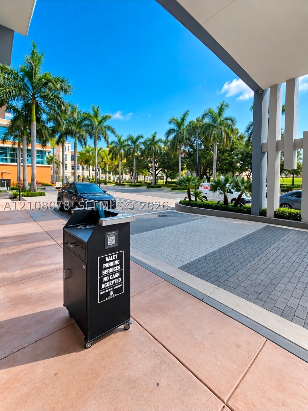 Doral photo 3