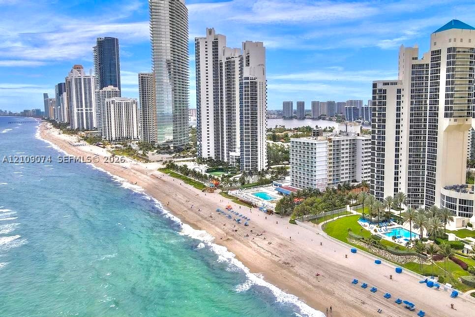 Sunny Isles Beach photo 2