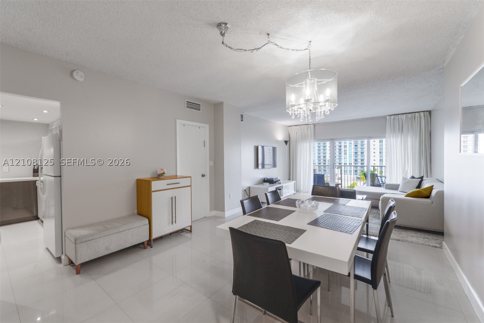 Hallandale Beach photo 4