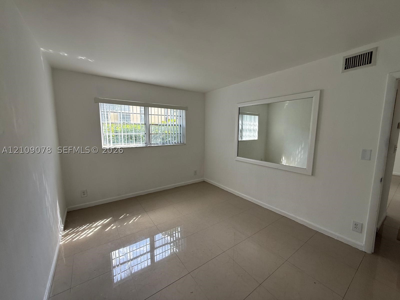 Sunny Isles Beach photo 4
