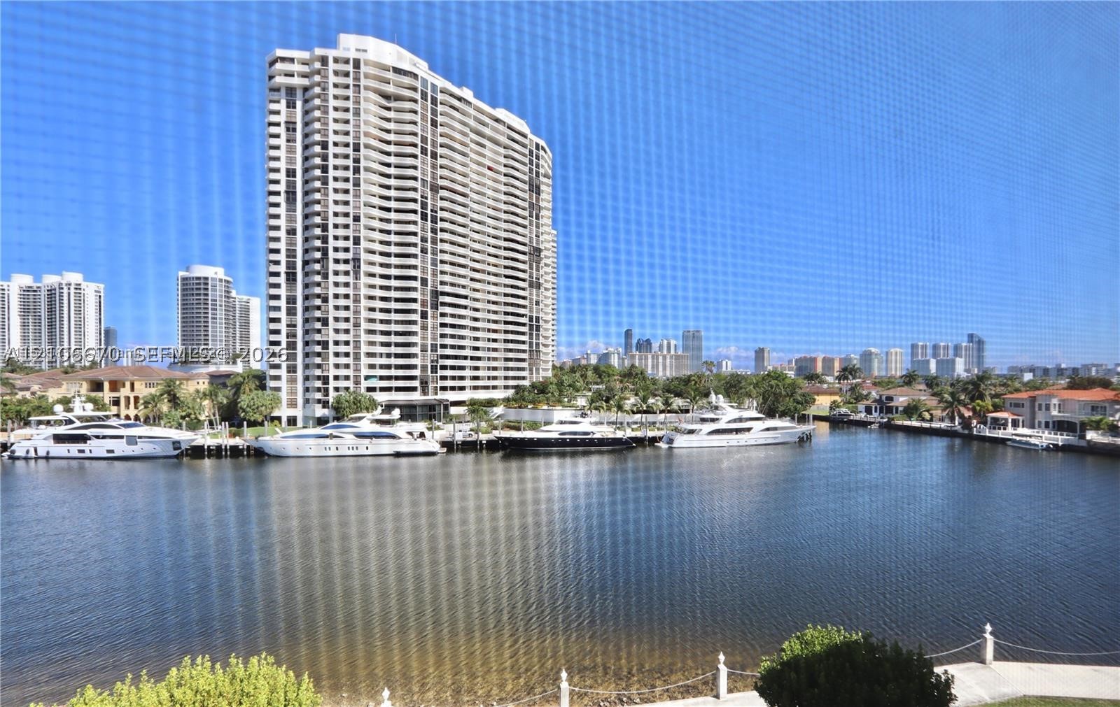 Aventura photo 4