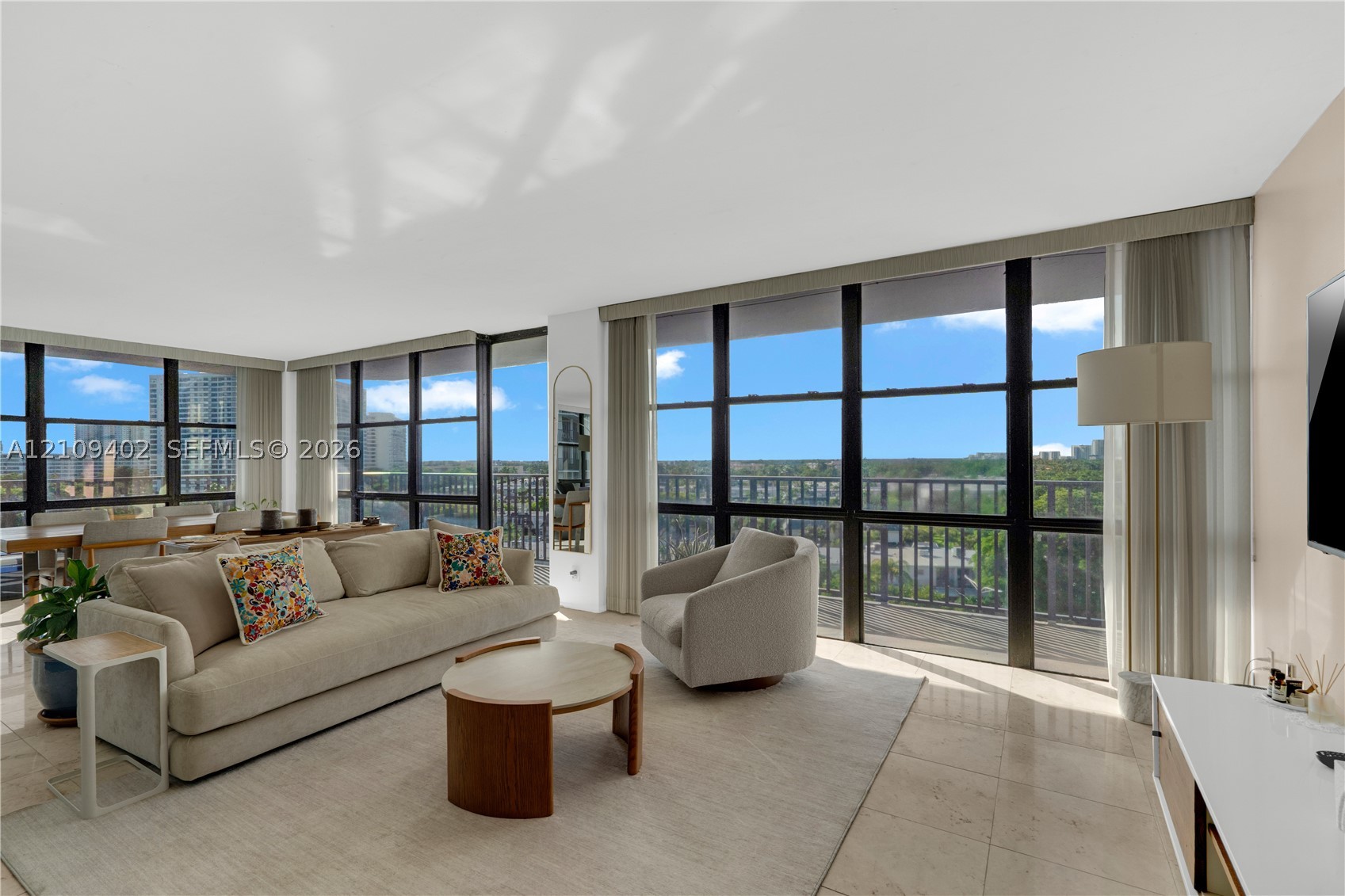 Hallandale Beach photo 5